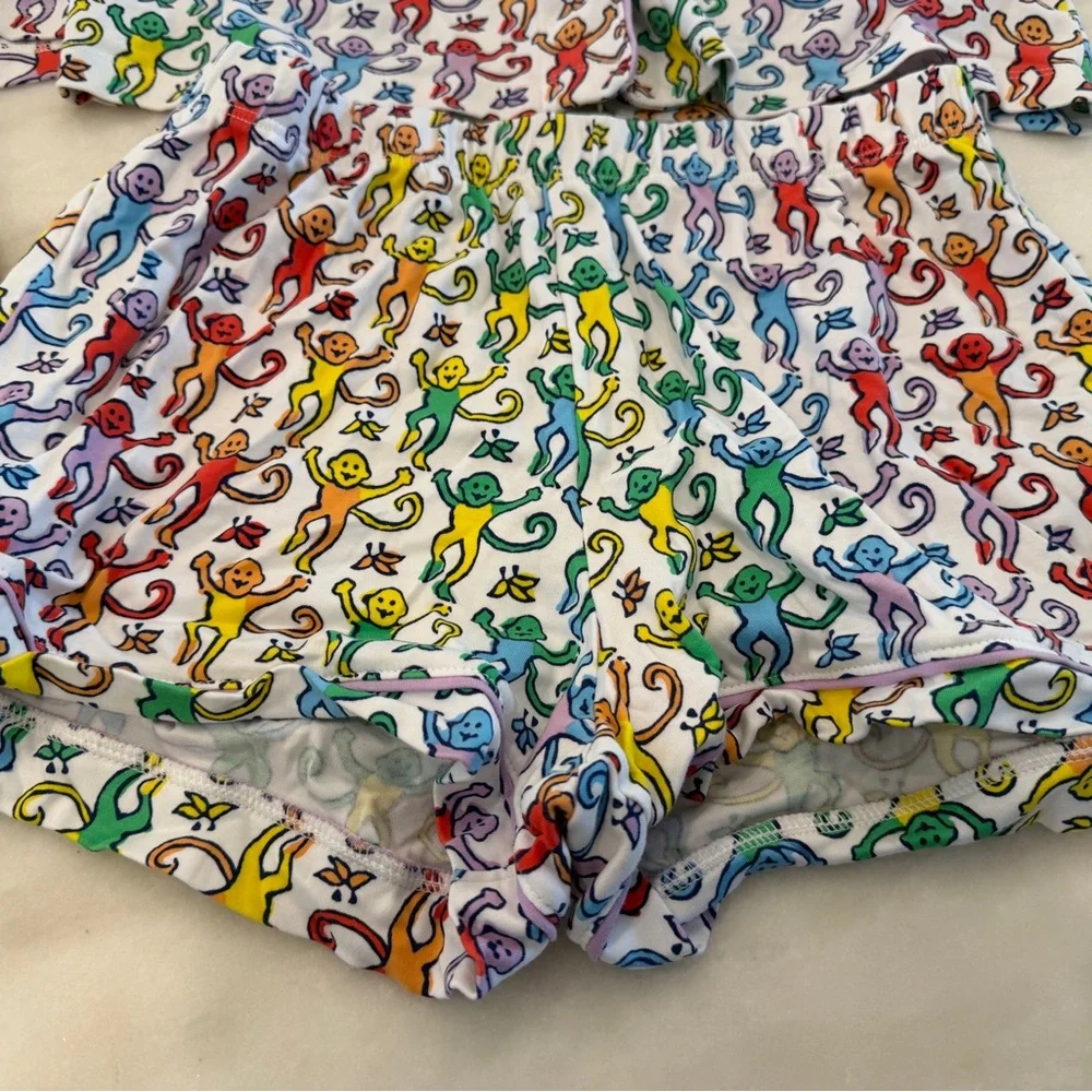 Roller rabbit monkey pajamas rainbow xxs two sets available. Price per set - Picture 5 of 12